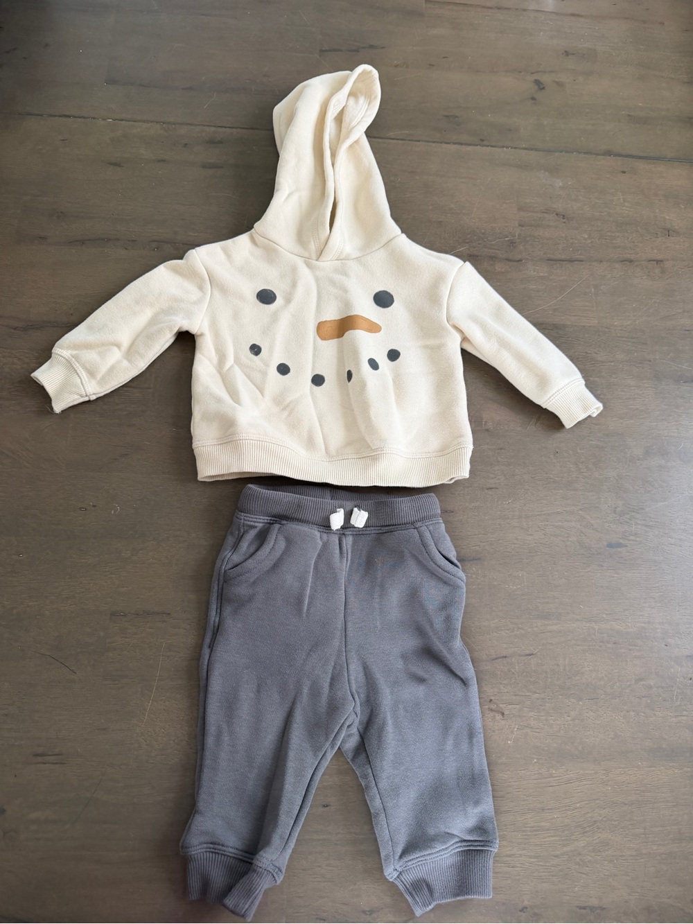 Little Co Lauren Conrad 1pc Neutral Snowman Hoodie & Gray Jogger Set